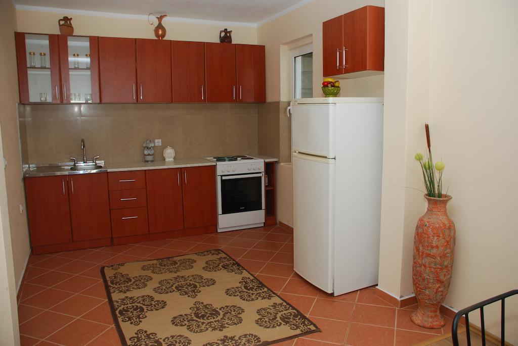 Apartments Ismy ウルツィニ 部屋 写真