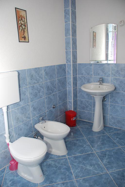 Apartments Ismy ウルツィニ エクステリア 写真