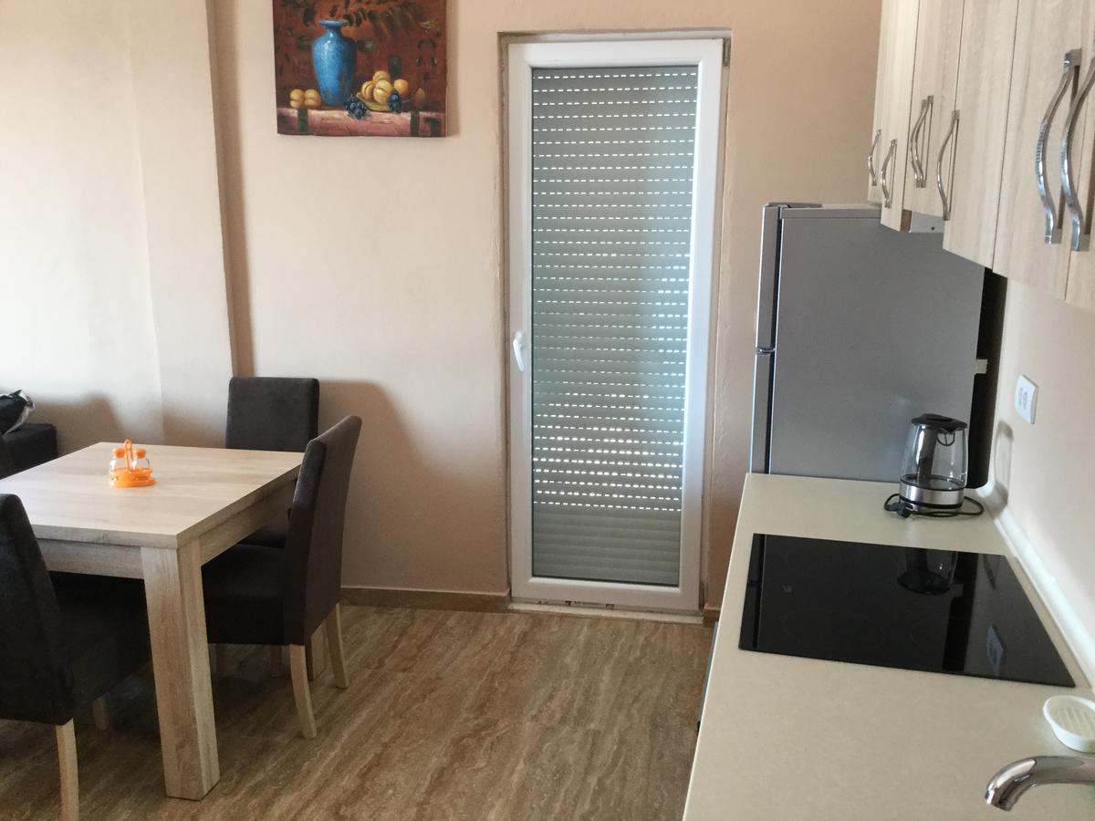 Apartments Ismy ウルツィニ エクステリア 写真